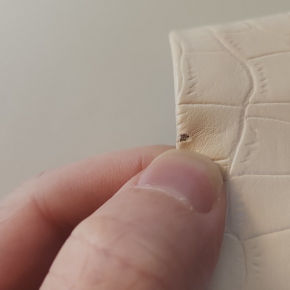 Mi Ami Francesca's faux leather skirt ivory white nwt size medium snake skin - Picture 8 of 9